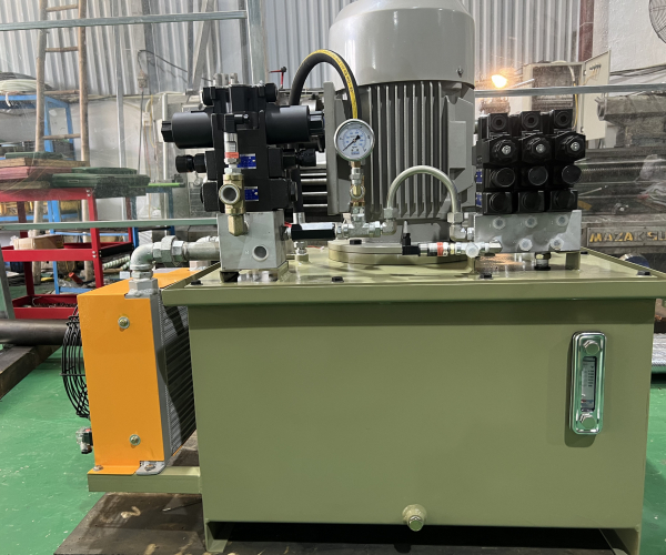 Bo-nguon-thuy-luc-trong-nganh-gom-su